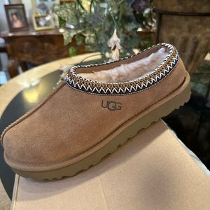 Ugg Tasman Women’s Chestnut size 9. Brand new in box. Never worn.